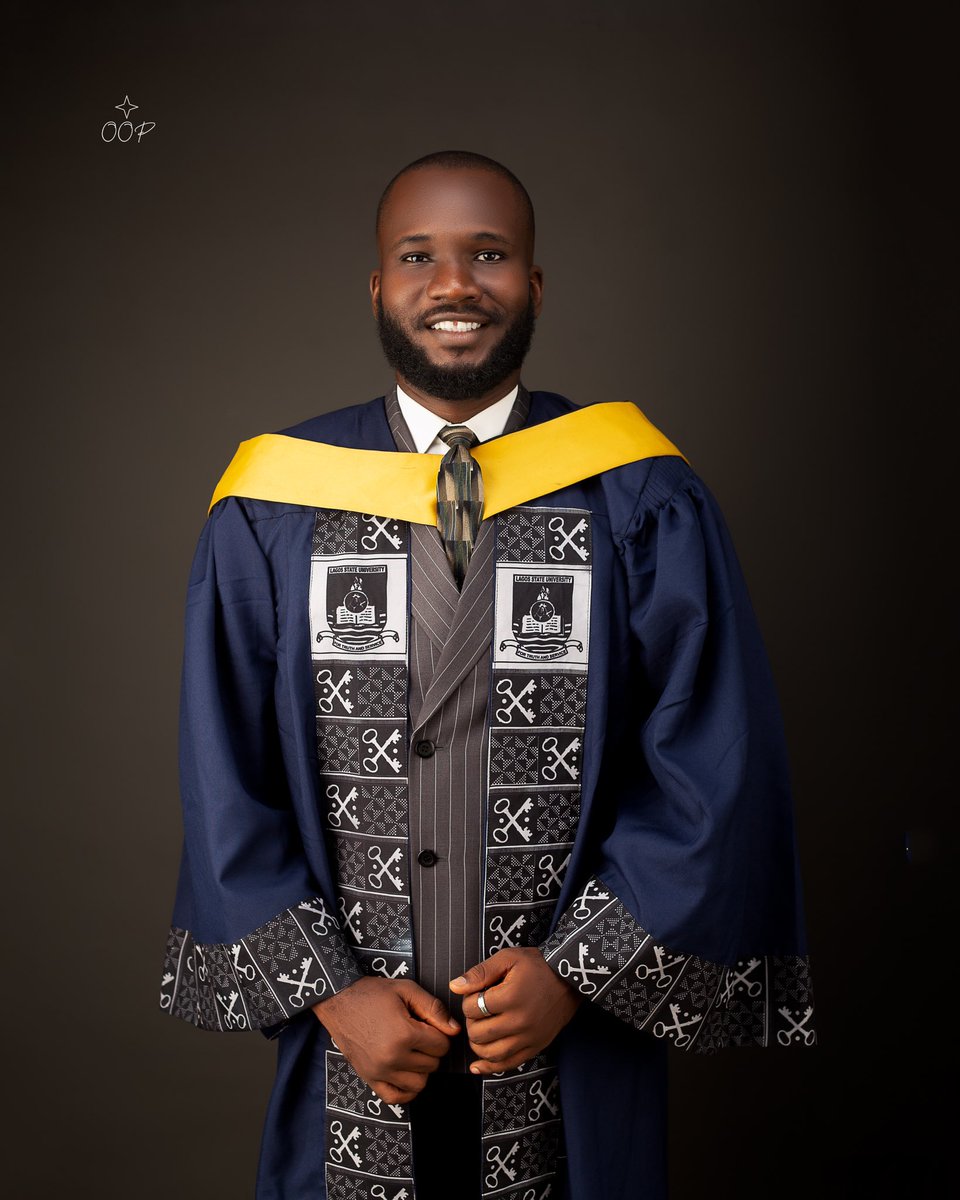 ituunu_'s tweet photo. It is official!! 
DR. AYODELE I.A. (MBBS:Ikeja)
All thanks be to God 🙏🏽 https://t.co/pbDSw3o74O
