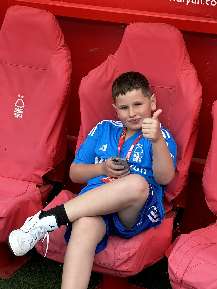 frainy28's tweet photo. Another ✅ off his @NFFC bucket list and he absolutely ❤️ it #stadiumtour #mylittlereddog #forestobsessed https://t.co/Kh5hUwNJEC