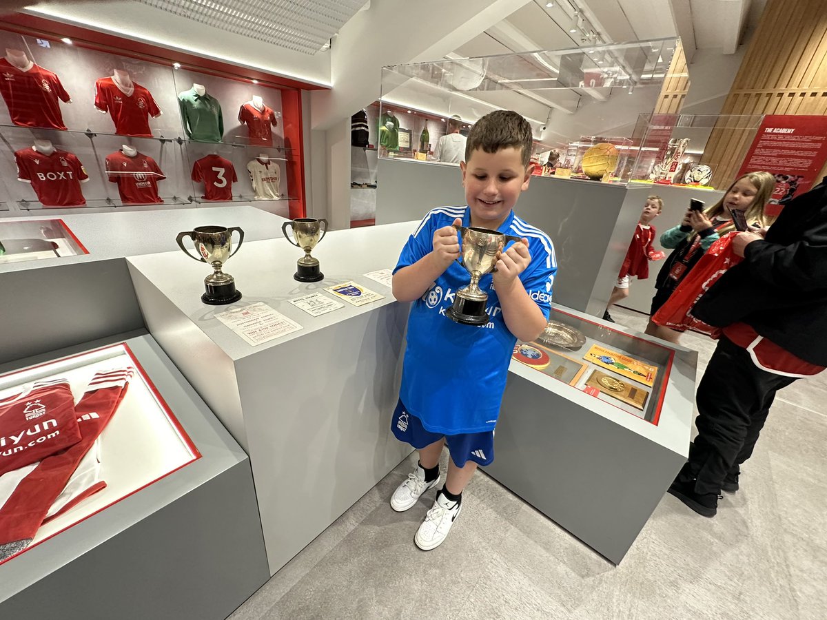 frainy28's tweet photo. Another ✅ off his @NFFC bucket list and he absolutely ❤️ it #stadiumtour #mylittlereddog #forestobsessed https://t.co/Kh5hUwNJEC