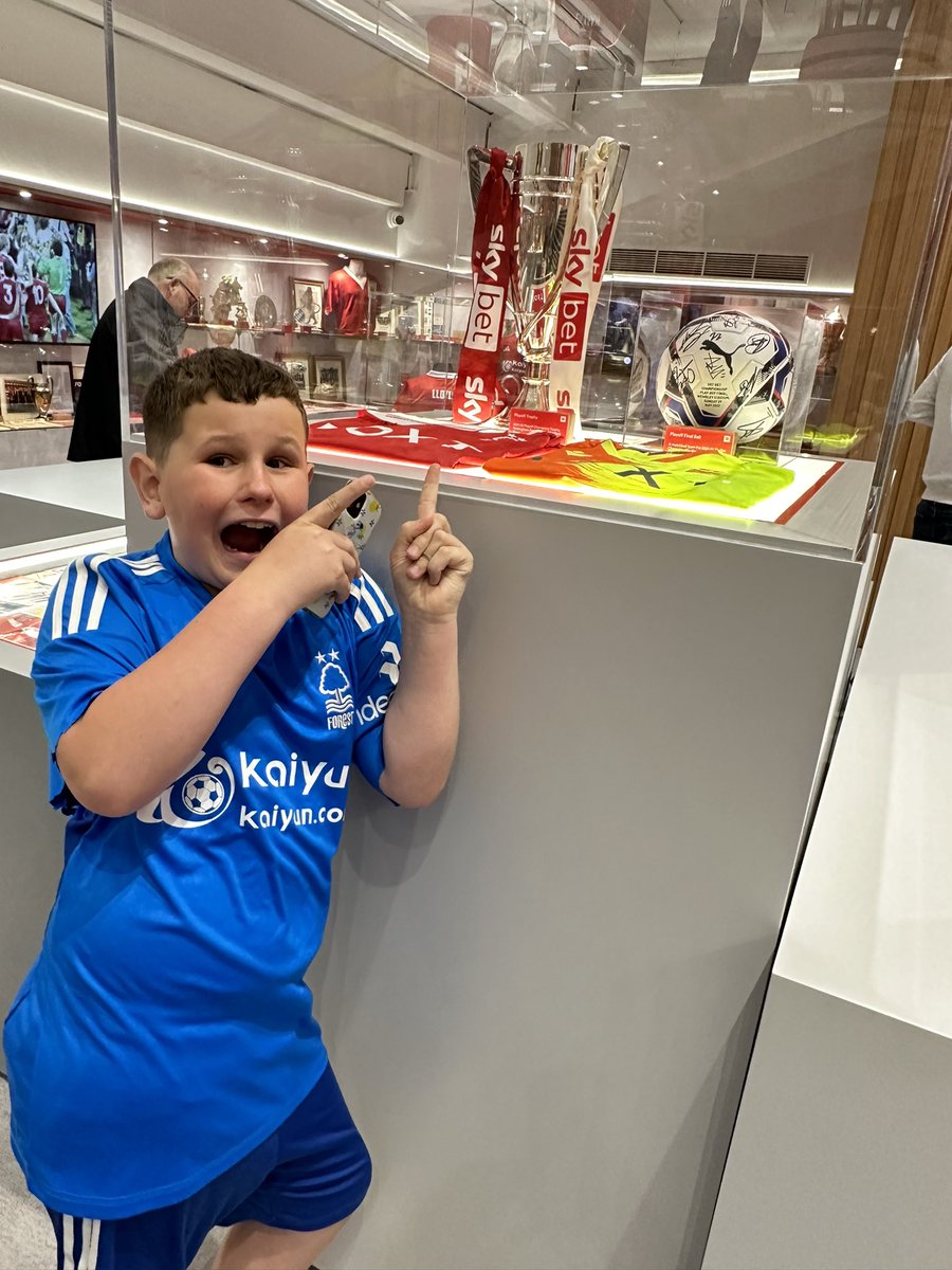 frainy28's tweet photo. Another ✅ off his @NFFC bucket list and he absolutely ❤️ it #stadiumtour #mylittlereddog #forestobsessed https://t.co/Kh5hUwNJEC