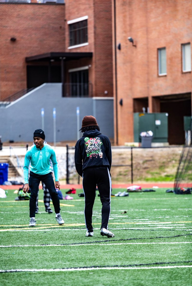 Devray White tweet media