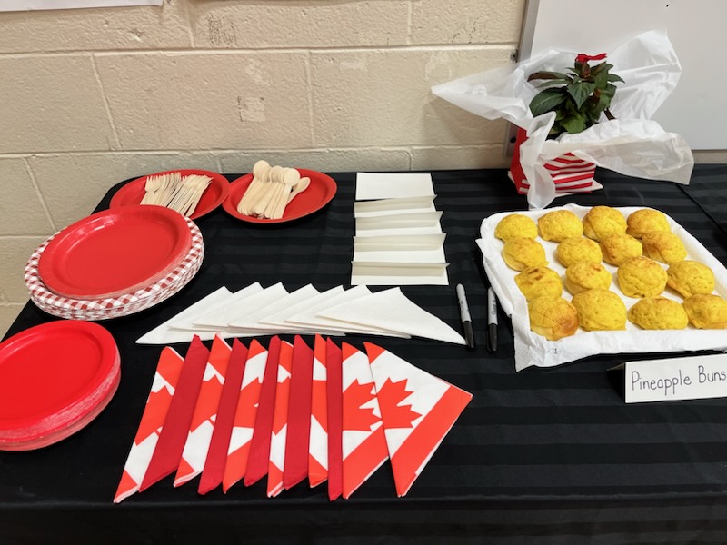 Eastview held our final newcomer session for the 2023/24 school year. Thank you for attending and thank you to everyone who has helped build community <a href="/EastviewEagles/">Eastview Eagles</a> <a href="/HDSBWelcome/">HDSB Welcome Centre</a>