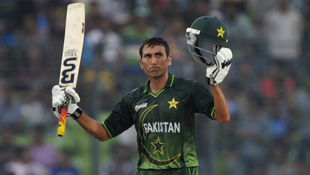 A thread on a player who was one of the most prolific test batters of the last two decades.. The only cricketer to score a ton in 11 countries that have hosted a test match, Younis Khan. 
Apart from being a skilled batter, Younis was a brilliant fielder. Younis is one of the 80