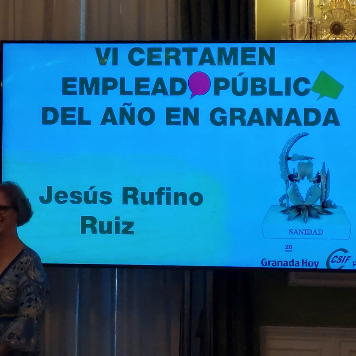 Nuestra enhorabuena al 'maestro' anestesiólogo Jesús Rufino por el premio del VI CERTAMEN empleado del año que han convocado <a href="/granadahoy/">Granada Hoy</a>  y <a href="/CSIFGranada/">CSIF Granada</a> 
Magnífico profesional, referente, emotivo y gran compañero.