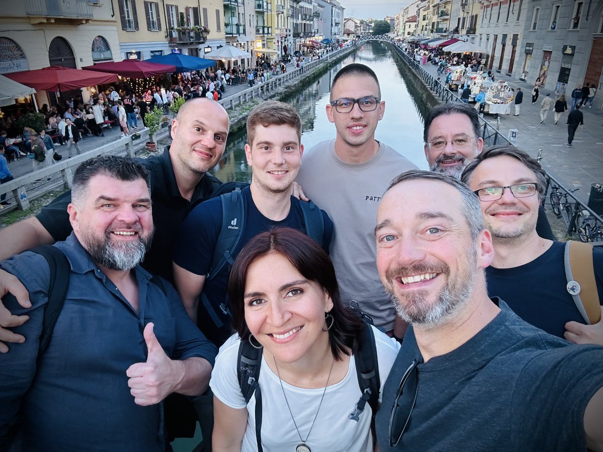 Post <a href="/ServerlessItaly/">Serverless Italy</a> pub crawl on the Naviglio Grande!