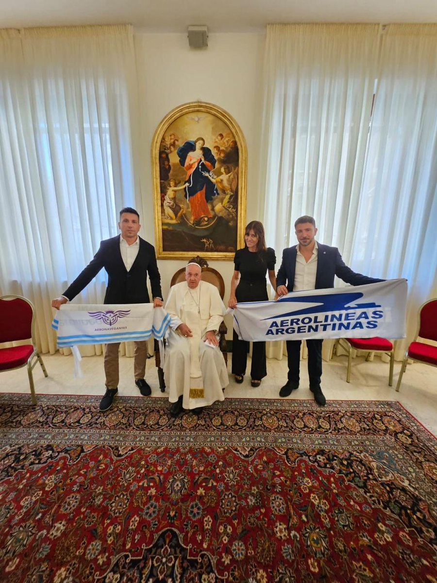 sanchez_0506's tweet photo. @Pontifex_es  esto es una vergüenza y una falta de respeto su santidad.... Con ningún tipo de respeto, saludos https://t.co/W5WEpHd1Pl
