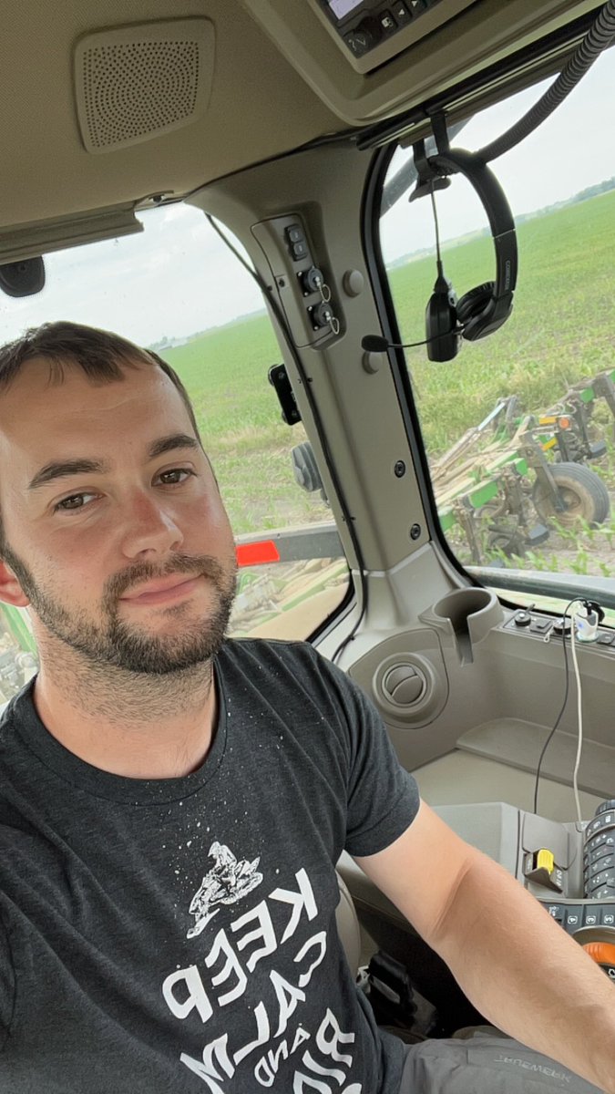 ColeWirth's tweet image. Sidedress continues… just like every custom job they come with some obstacles