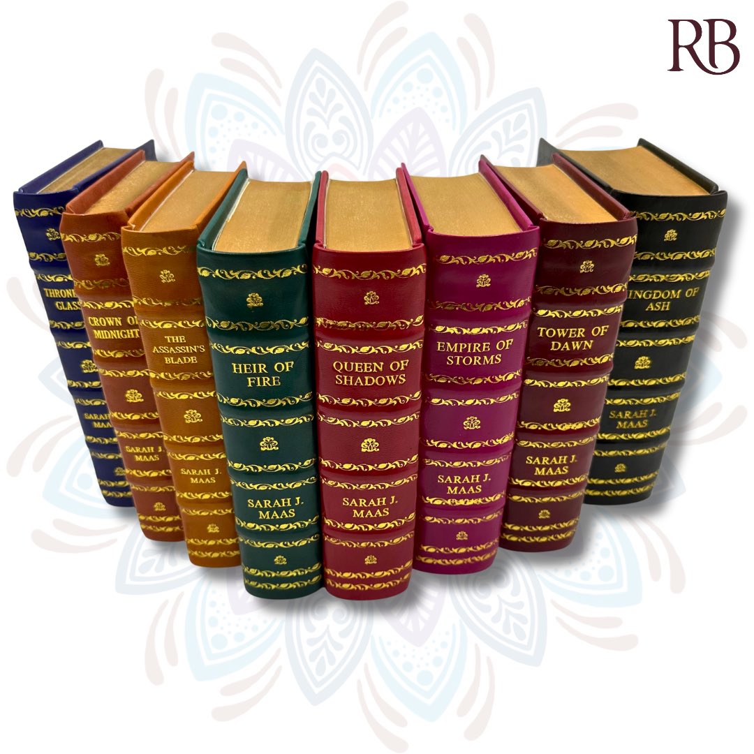RareBiblio's tweet photo. 📚✨ Attention all #SarahJMaas fans! Elevate your collection with our exclusive, limited edition, leather-bound copies of your favorite Sarah J. Maas novels. ✨📚
https://t.co/bpMTEoj1fc 👈 Buy now 🛒 https://t.co/7OX6WWpmGm