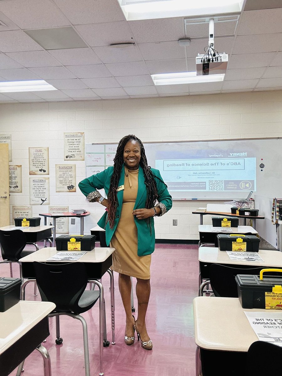 iamdrjett's tweet photo. I had an amazing time presenting at my first HCS Literacy Summit! Thrilled with the turnout and feedback for my session on The ABCs of the Science of Reading. Excited to serve on the Henry Reads Team. Kudos to everyone who made it a success! #HCSSummit #Literacy #HenryReads https://t.co/y4z5mq1kV6
