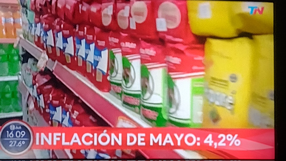 planeta_simios's tweet photo. De a poco pero sostenidamente......
No sienten que estamos saliendo???
Ley Bases
Swap de China
Reunión con Xi Jin Ping
U$s 800 millones del fondo
4,2% de inflación
Tiraron solo 1 tonelada de piedras.....
#DeAPoco https://t.co/Jx0ALEfrkK
