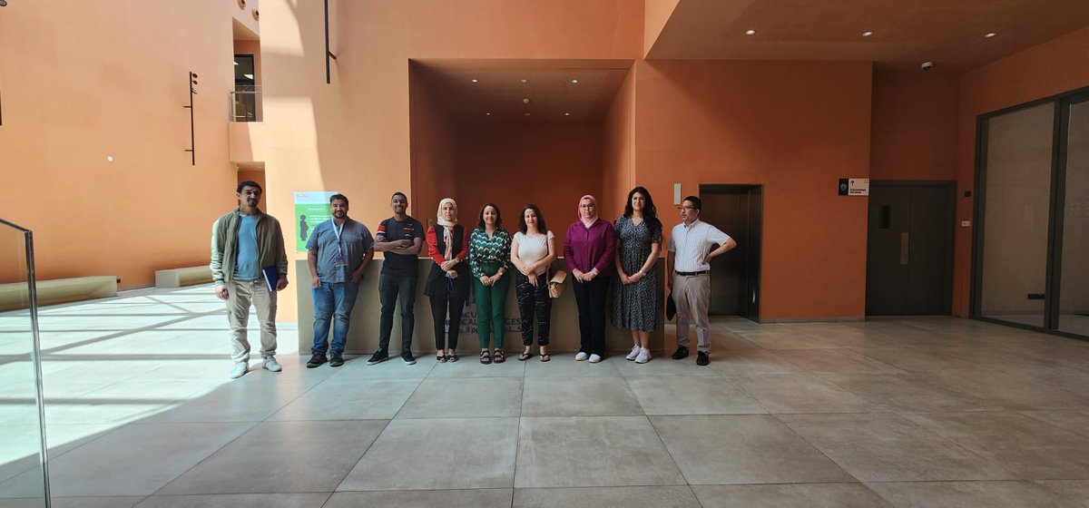 AGCUM6P's tweet photo. Dr. Yosr Hamdi and Dr. Ines Bini engaged in a fruitful discussion on the potential of genomics research in Africa during their comprehensive tour of the AGC, FMS and UM6P facilities. 
@UM6P_officiel https://t.co/oGUewbV6ul