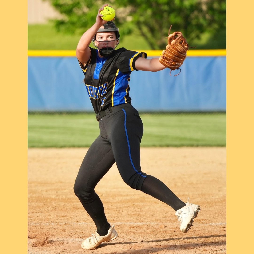 DNorthSoftball's tweet photo. Congrats to Allison Boynton on throwing a no hitter in our win over Central Dewitt Tuesday night!🙅🏻‍♀️🐯💙 https://t.co/jDsG3KtaoS