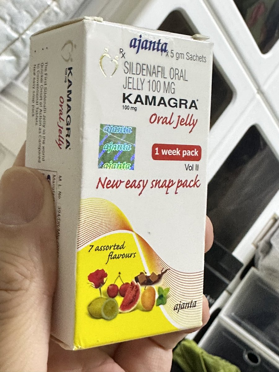 timetofadeout's tweet photo. Kamagra 口服啫喱/果凍 
安全治療勃起功能障礙，價格比其他品牌平得多。只需在預期性交前30-60分鐘服用，加少量非酒精飲品幫助血液循環，剛剛食完油膩食物會影響藥物吸收，空腹使用更佳。⚠️心臟病患者不適宜！
1盒7小包 $250 （ 限順豐到付 ）
2盒14包 $400 （ 包順豐站/���能櫃取貨 ）有意請PM https://t.co/eGzys2cTaB