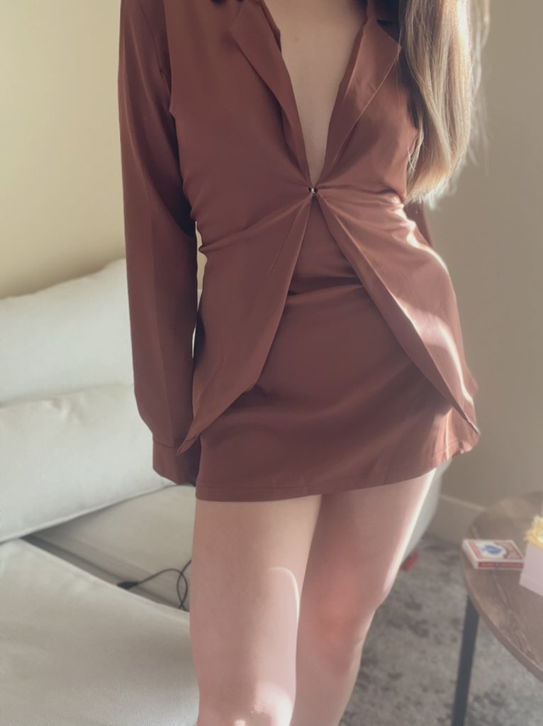 SirWeina's tweet photo. Really liked this outfit 💕 https://t.co/gZJTHxHA7q