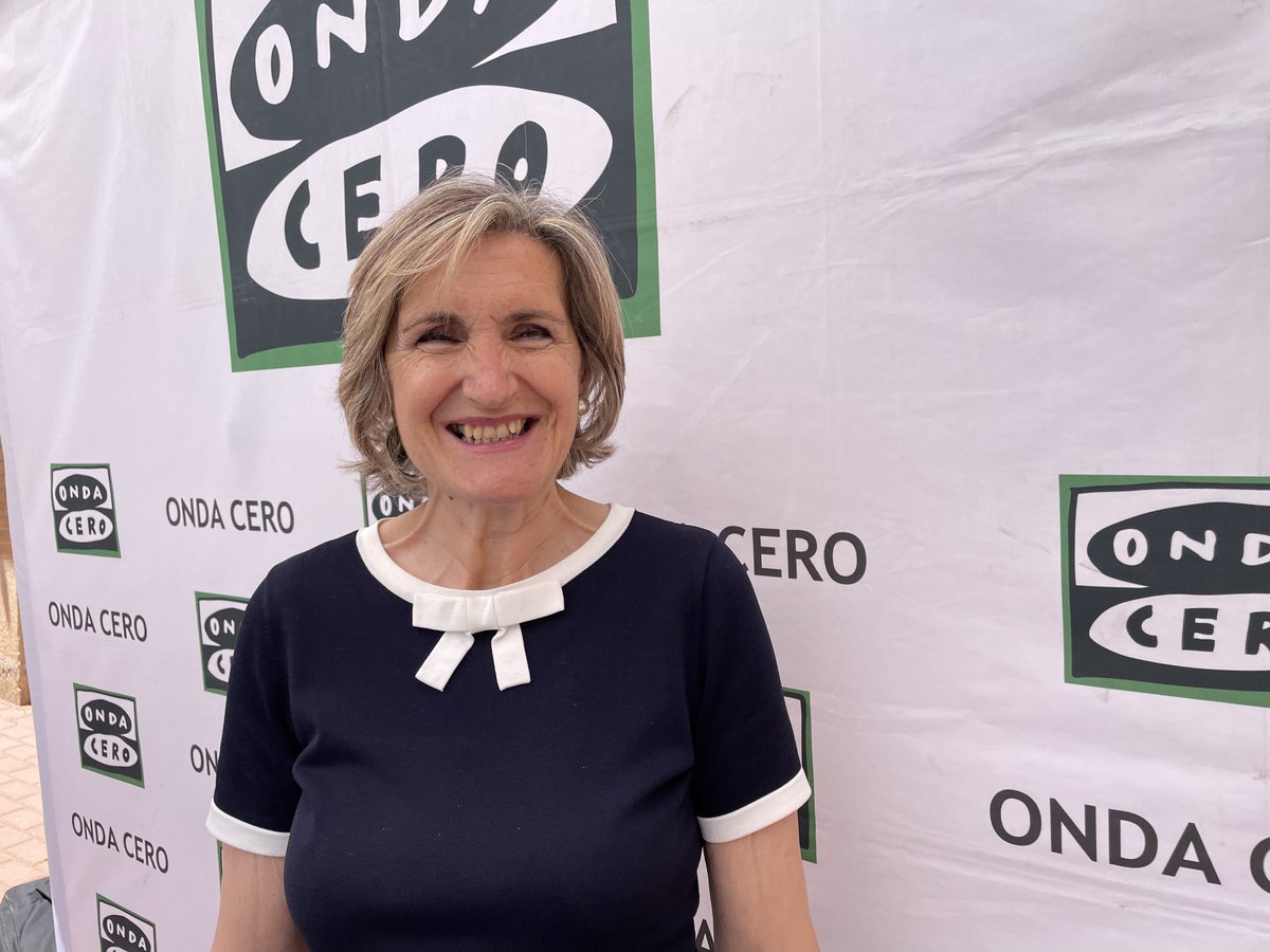 OndaCeroAragon's tweet photo. 📸 En Bolea hemos conocido los detalles de la XXIII Feria de la Cereza, cómo está siendo la campaña, hemos aprendido a hacer repostería con cereza y hemos recorrido sus calles de una forma muy especial.
#Bolea #CerezasCeli @HoyadeHuesca @DPHuesca https://t.co/wRaDLcrkYT