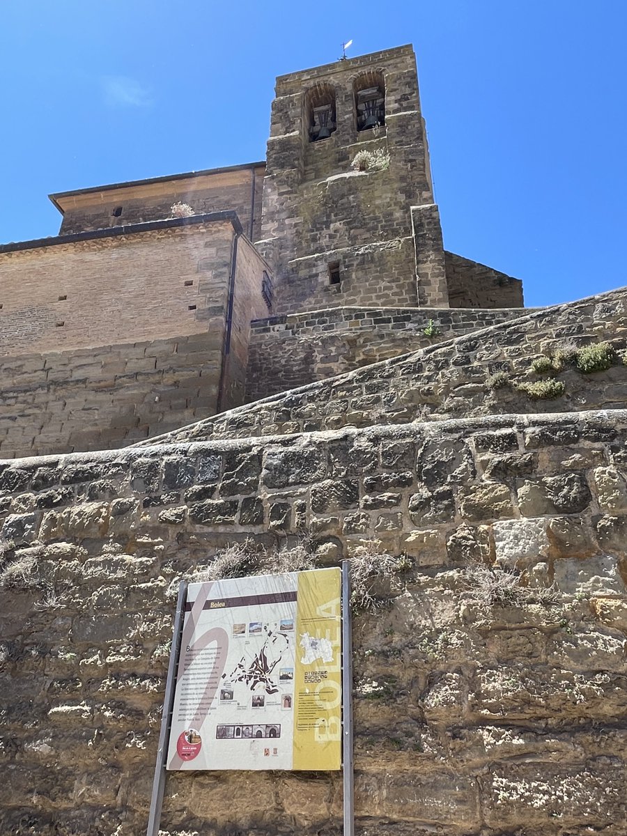 OndaCeroAragon's tweet photo. 📸 En Bolea hemos conocido los detalles de la XXIII Feria de la Cereza, cómo está siendo la campaña, hemos aprendido a hacer repostería con cereza y hemos recorrido sus calles de una forma muy especial.
#Bolea #CerezasCeli @HoyadeHuesca @DPHuesca https://t.co/wRaDLcrkYT