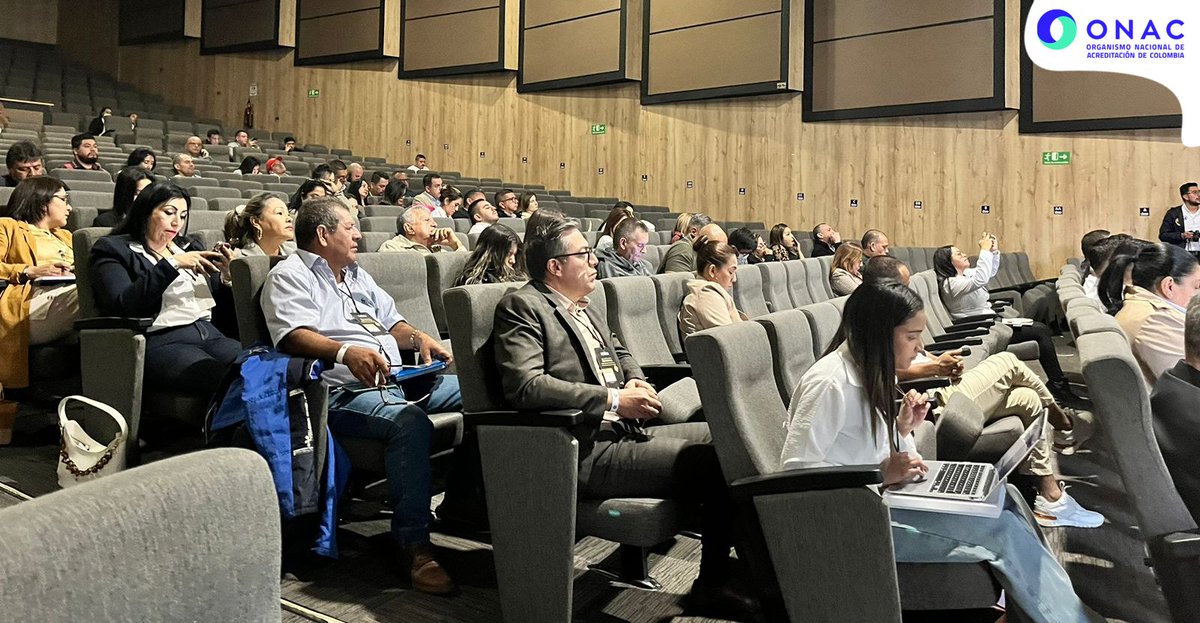 ONAC COLOMBIA (@onac_colombia) on Twitter photo 🚙Nuestro Director Técnico Internacional, <a href="/MRodriguez_RR/">Mauricio Rodríguez</a>, participó en el X Congreso Nacional de la Asociación de Centros de Enseñanza Automovilística de Colombia (CEA). Un evento clave para la seguridad vial y la educación de conductores en nuestro país. 🚙Nuestro Director Técnico Internacional, <a href="/MRodriguez_RR/">Mauricio Rodríguez</a>, participó en el X Congreso Nacional de la Asociación de Centros de Enseñanza Automovilística de Colombia (CEA). Un evento clave para la seguridad vial y la educación de conductores en nuestro país.