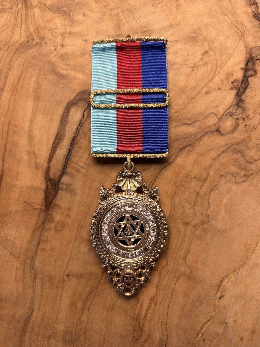 Masonic Jewels tweet media