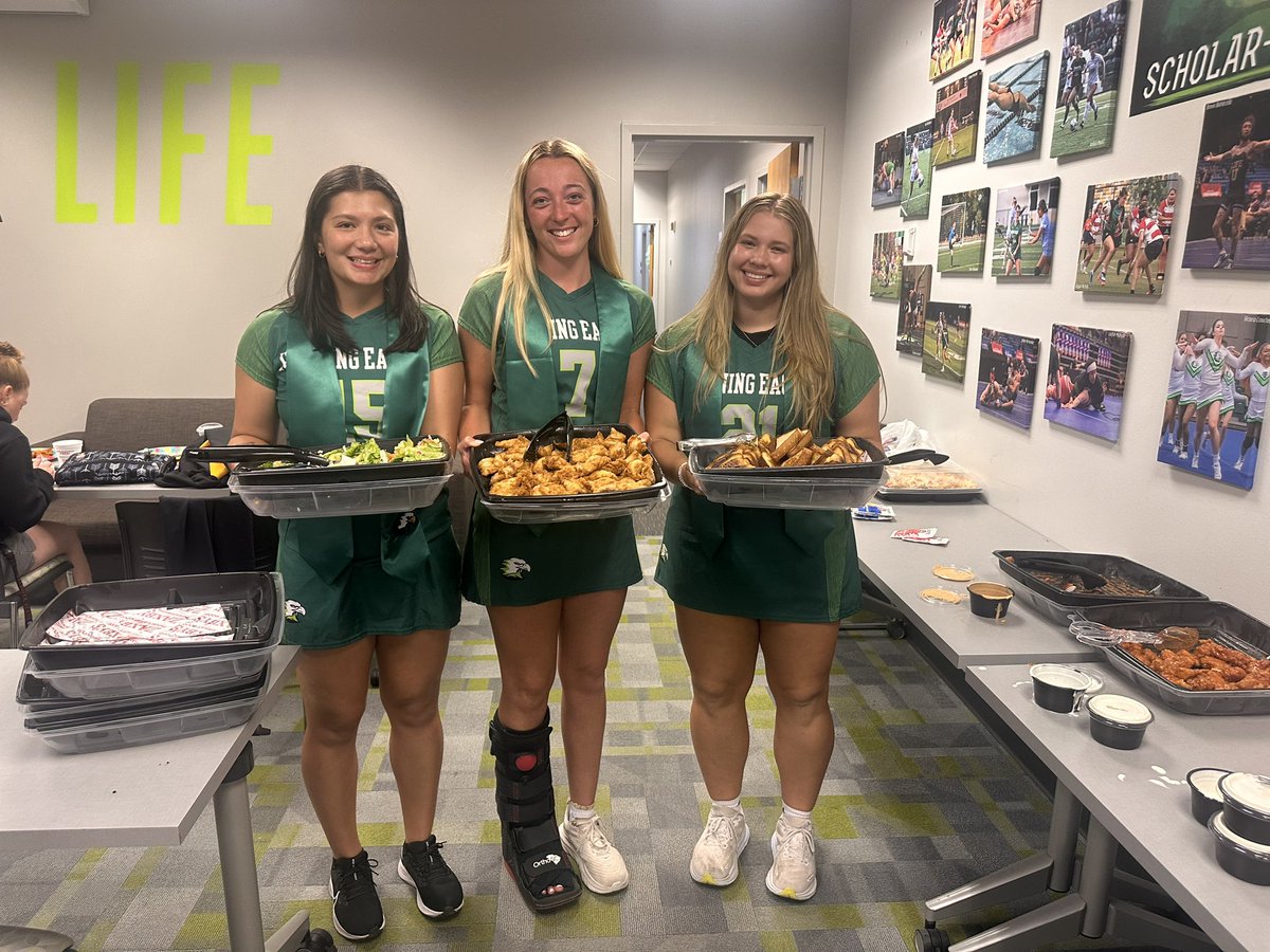 LifeUAthletics's tweet photo. Our 2024 Spring graduates! 🎓

Huge thank you to @zaxbys591smp for the continued support in Life U Athletics!! https://t.co/7qUQ8W6w03