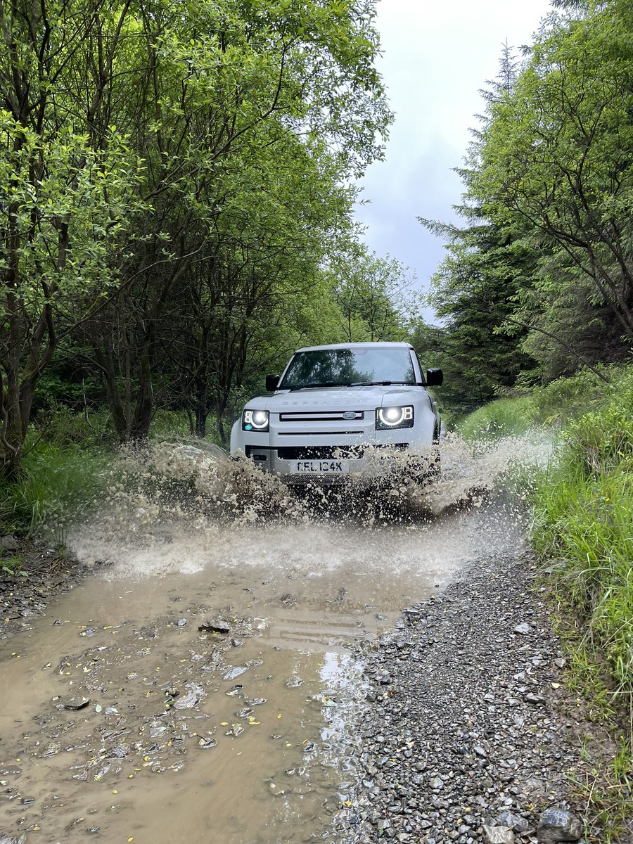 Day two with @celticroutestours clients in the #newdefender on Strata Florida and the Crychan Forest  #4x4wales #4x4tours #4x4 #greenlaning #greenlaninguk #greenlaningwales #strataflorida #defender110 #newdefender110 #landroverdefender #landroverdefender110