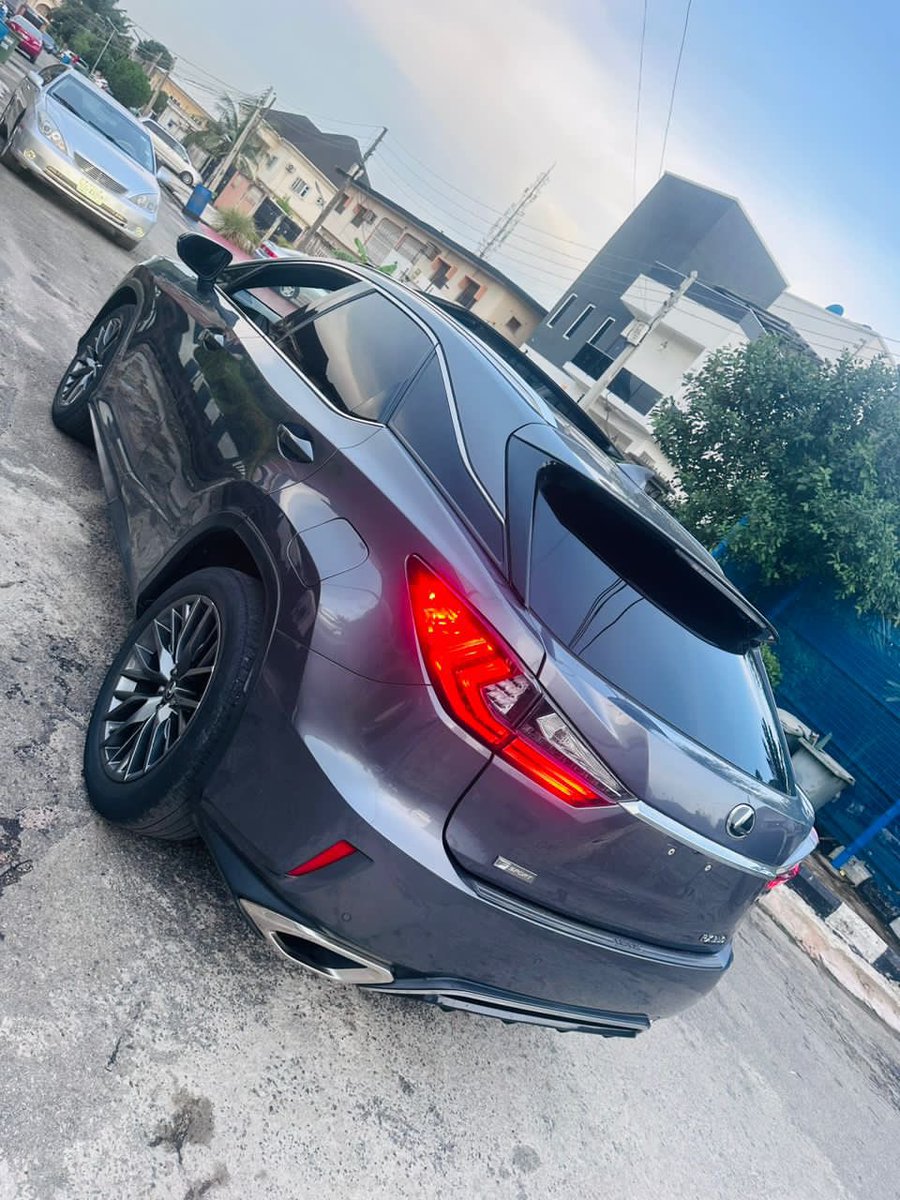 mr_geff1's tweet photo. 2017
RX350
Foreign 
Full option 
Price::52M
Clean cars only✅✅ https://t.co/GZDCaNcM8y