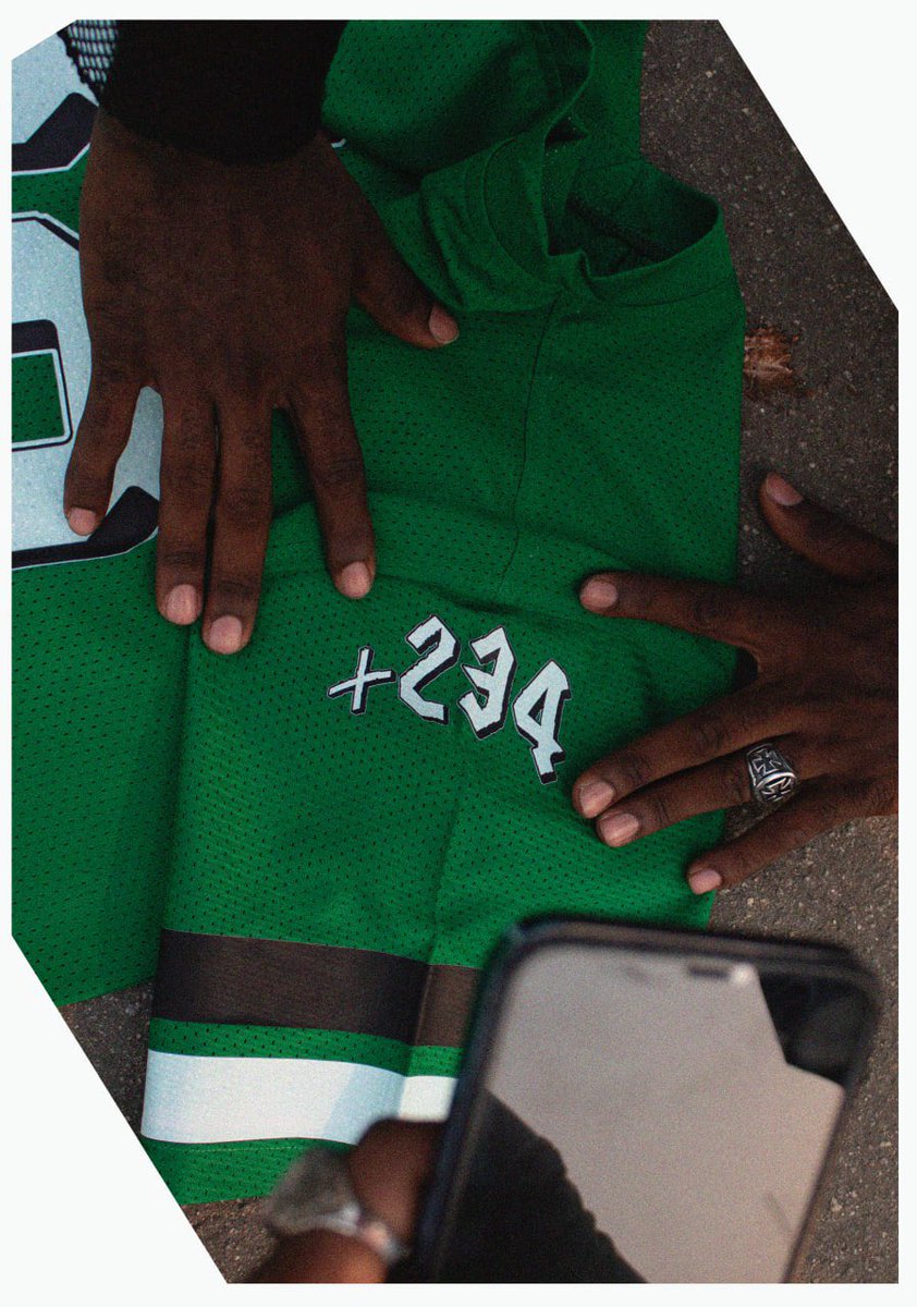 BeezyOsha's tweet photo. ๐จ@PsychoYP rocking the OG Retro Dream Chaser Jersey #DREAMCHA$ER$ONLYโ ๐ณ๐ฌ๐ณ๐ฌ https://t.co/xMvSlY9i8Q