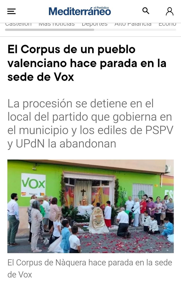 juanma_ramon's tweet photo. Un retor agenollat davant una creu a la porta d'una seu d'un partit politic...El tufo a la #Falange de 1945 se sent des d'aci https://t.co/gvmScu4G3J