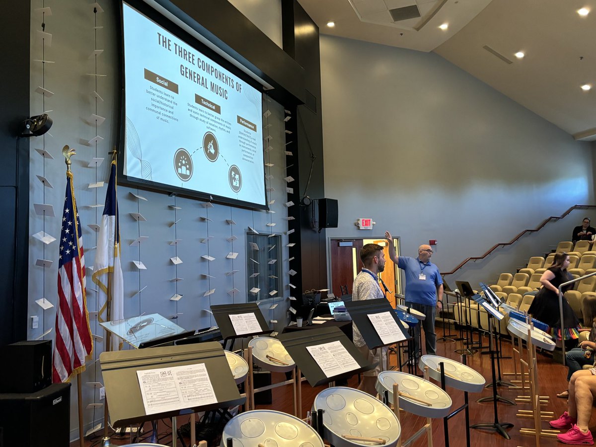 Zshannon4120's tweet photo. Presenting at #elevationSummit with @warriorman263 was everything I could’ve hoped for. General music can be fun and rewarding! Thanks to everyone who came to our session and @KedcARTS and @KEDCGrants for letting us share our passion for gen music! https://t.co/Yp0My6LUBm