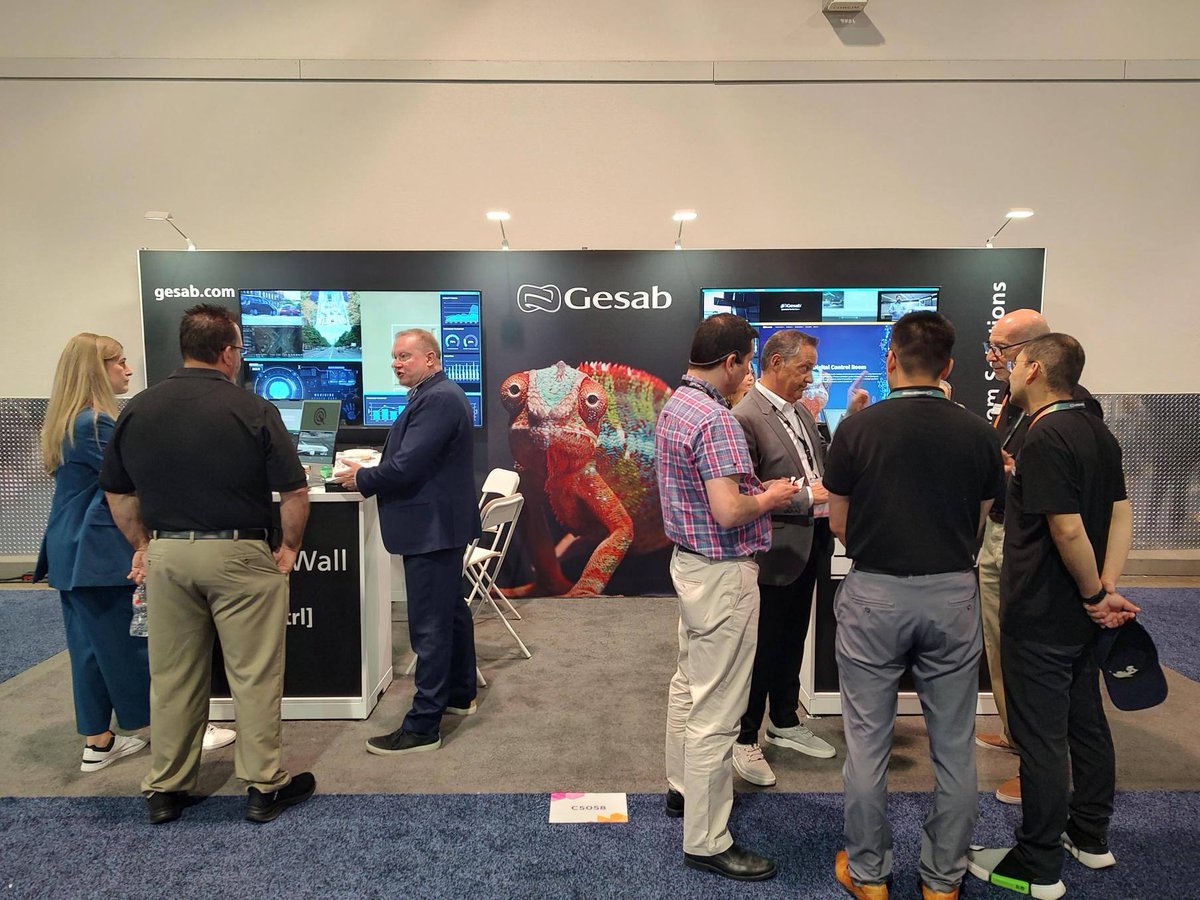 Gesabgroup's tweet photo. 📢 Day 2 at @infocomm! Dive deeper into the world of innovative control room solutions with GESAB at stand C5058. Discover how our #DeskWall can transform the productivity and workflow of the #operationalposition. Don't miss it out!
#infocomm2024 #controlroom #innovation https://t.co/N36IaFy8Zb