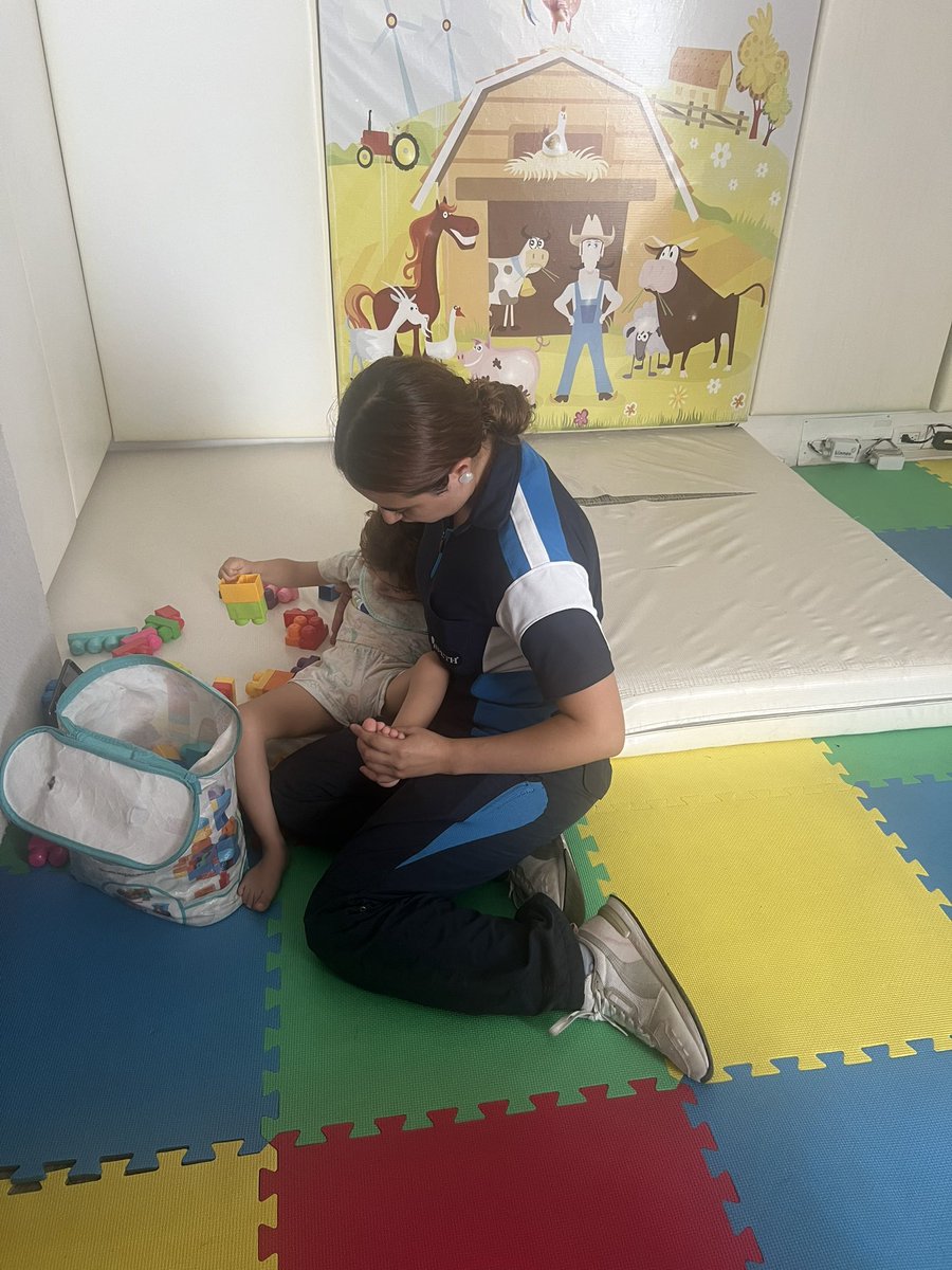 acuervog's tweet image. Armando es un niño que no tuvo el privilegio de nacer como Tú, el tiene PSI. 
Gracias a @IPETH_ a Clínica Stela y a los héroes que los atienden, podemos darles una esperanza para que vivan mejor. Muy pronto ofreceremos el
Servicio neurológico más eficiente de México.