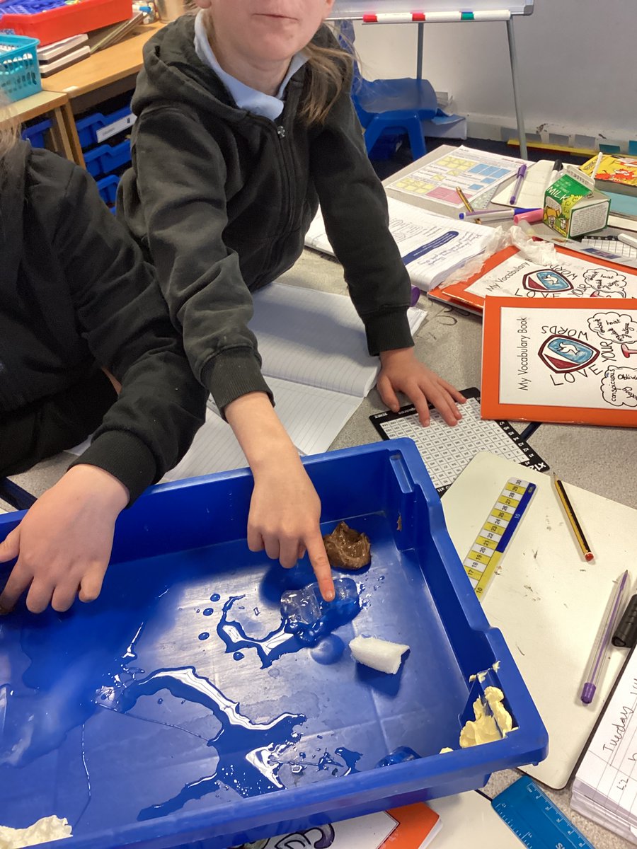 year5and6church's tweet photo. @church_prim In Science, we have been working on devising fair tests. We devised a test to see which substance worked best to insulate our finger from the cold ice. #science #fairtest #workingscientifically https://t.co/YVOLwJKbqB