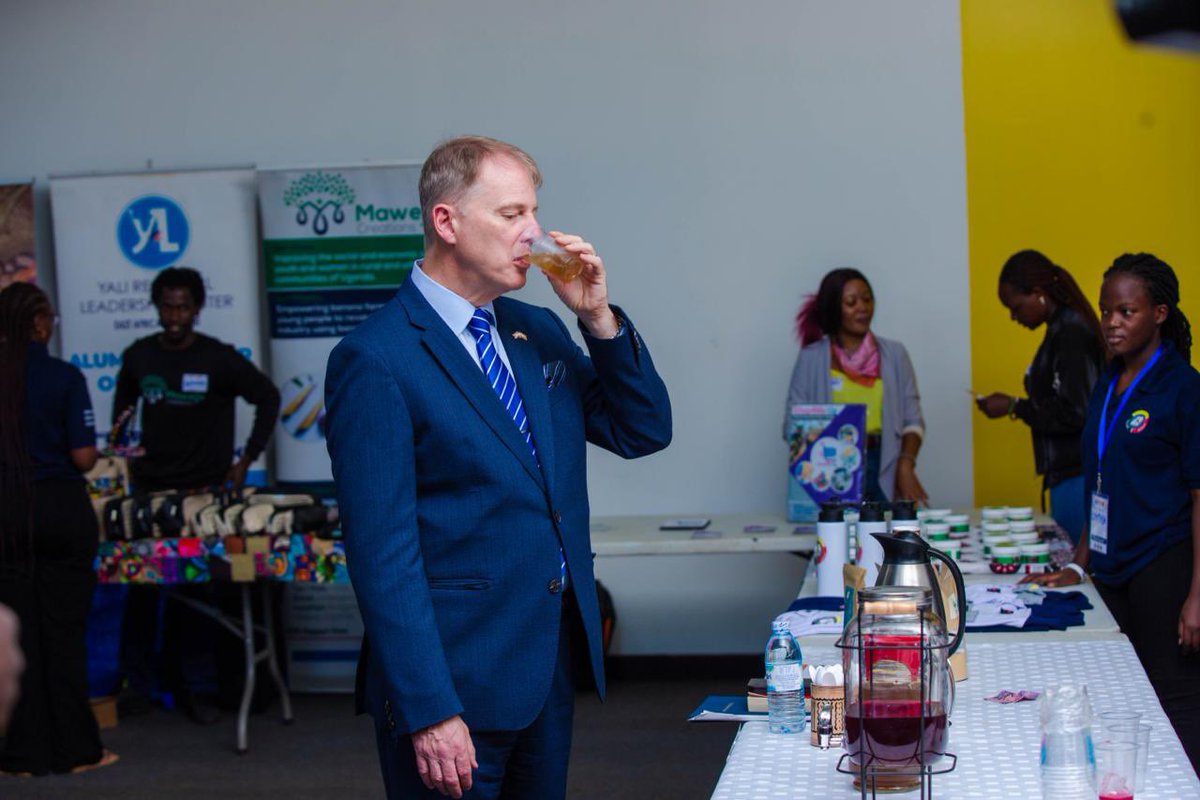 IjaaniTeas's tweet photo. Highlights from the #ASK24 exhibition. It was exciting to host @usmissionuganda Deputy Ambassador Bill Bent at our station. https://t.co/VGQIeCRznn