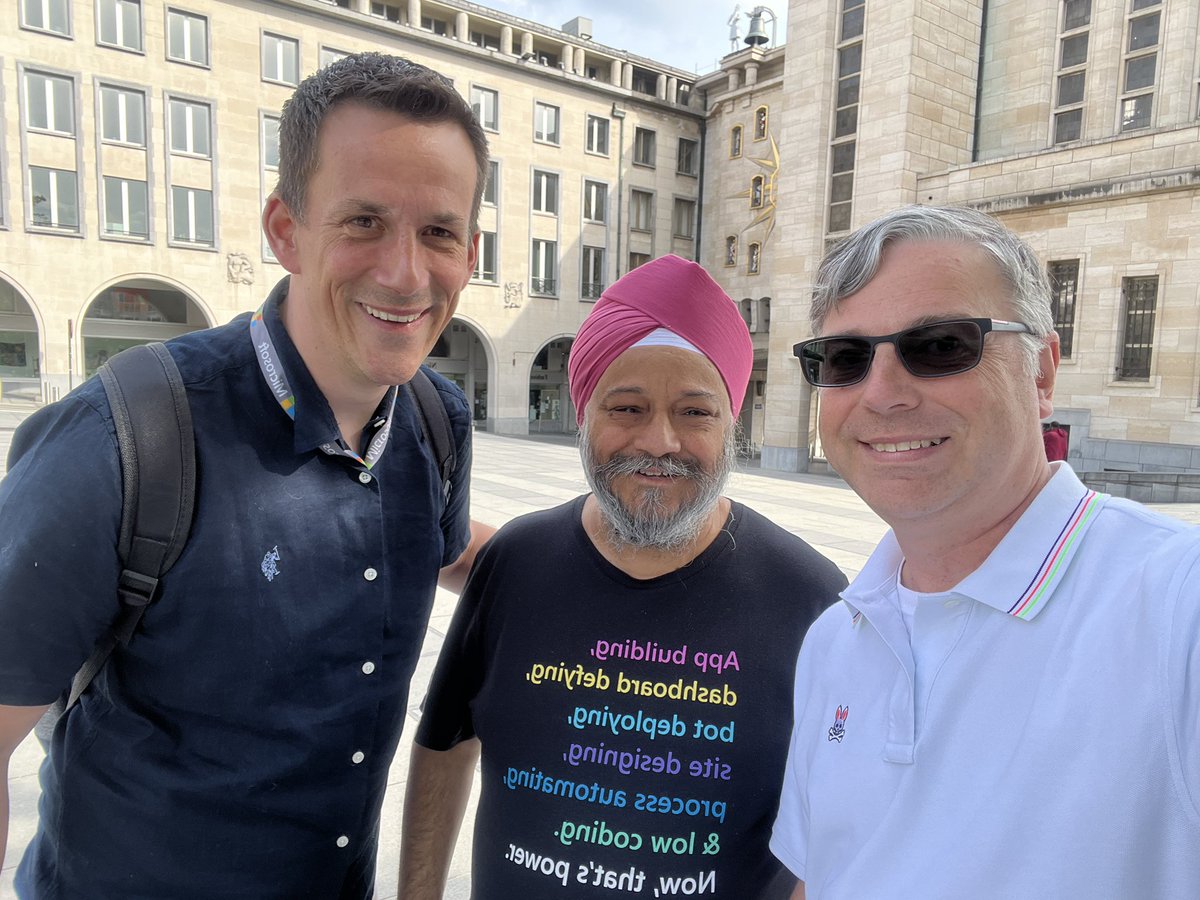 Dewain76's tweet photo. It was great meeting many new people and some good friends at #EPPC24 if we had a photo share it back with me. Would love to make an album with them all. https://t.co/ffOb8KQwio