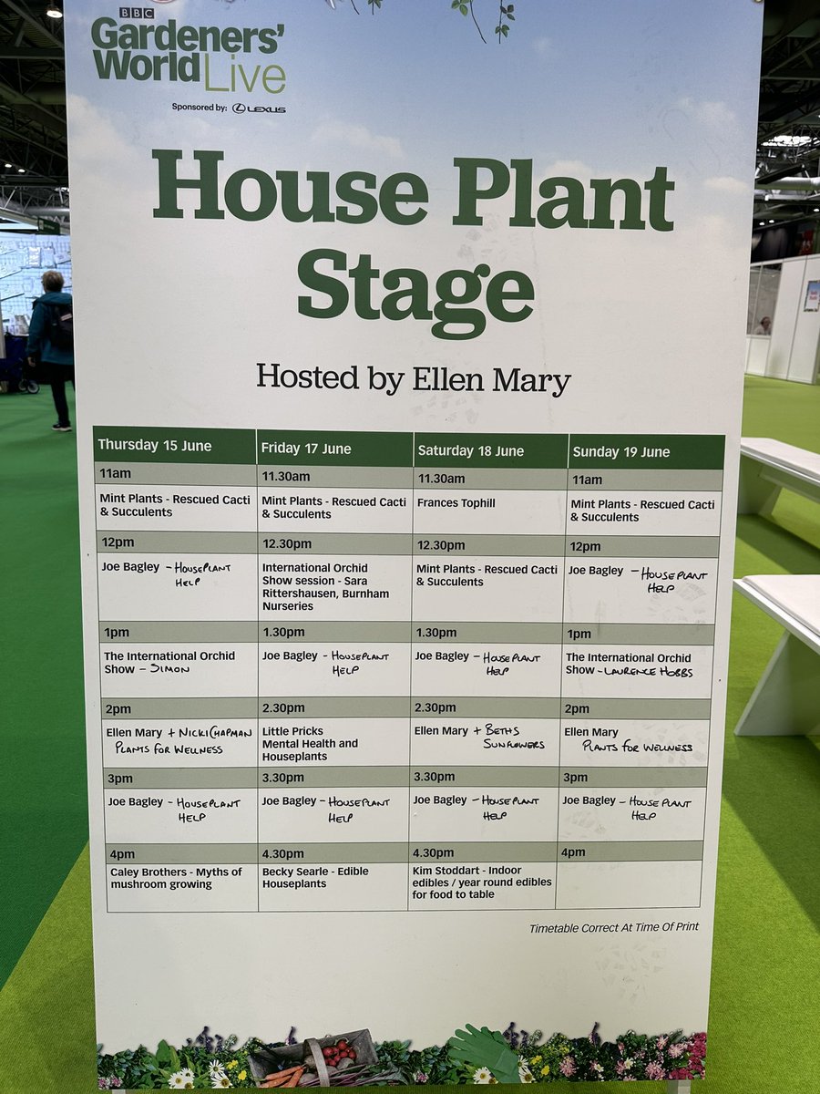 EllenMaryGarden's tweet photo. Day 1 of hosting the houseplant stage @BBCGWLive was ace!
From rescued Cacti to the International Orchid Festival to Fungi, it’s such a privilege to host plant experts as I learn so much as well. If you’re coming to the show, stop by to see us 🪴
#bbcgwl #bbcgwlive #gardening https://t.co/Fa1NZxN1g9