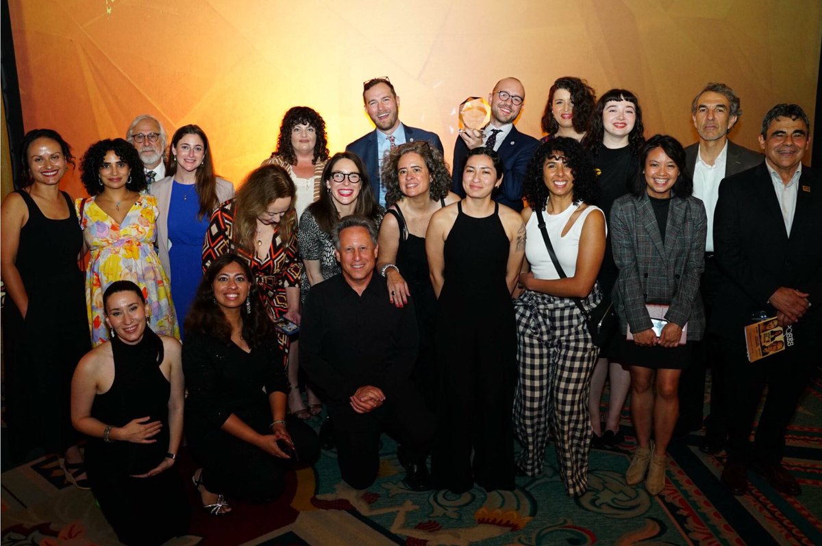 Matt Pearce π¦
πΊπΈ (@mattdpearce) on Twitter photo Wonderful photo of (some of) our beautiful <a href="/latguild/">L.A. Times Guild π¦
</a> fam at the <a href="/capitalandmain/">capitalandmain.bsky.social</a> gala π₯²
Proud of all these great journalists! Wonderful photo of (some of) our beautiful <a href="/latguild/">L.A. Times Guild π¦
</a> fam at the <a href="/capitalandmain/">capitalandmain.bsky.social</a> gala π₯²
Proud of all these great journalists!