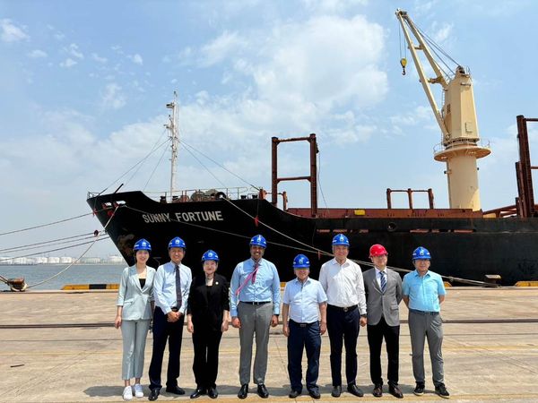 Hoy jueves 13 de junio se llevó a cabo la Ceremonia de Lanzamiento de la Embarcación “Sunny Fortune” y el Viaje Inaugural de Transporte Internacional de la Empresa Central China, desde el Puerto de Tianjin hasta el Puerto de Corinto. 
#China y #Nicaragua
