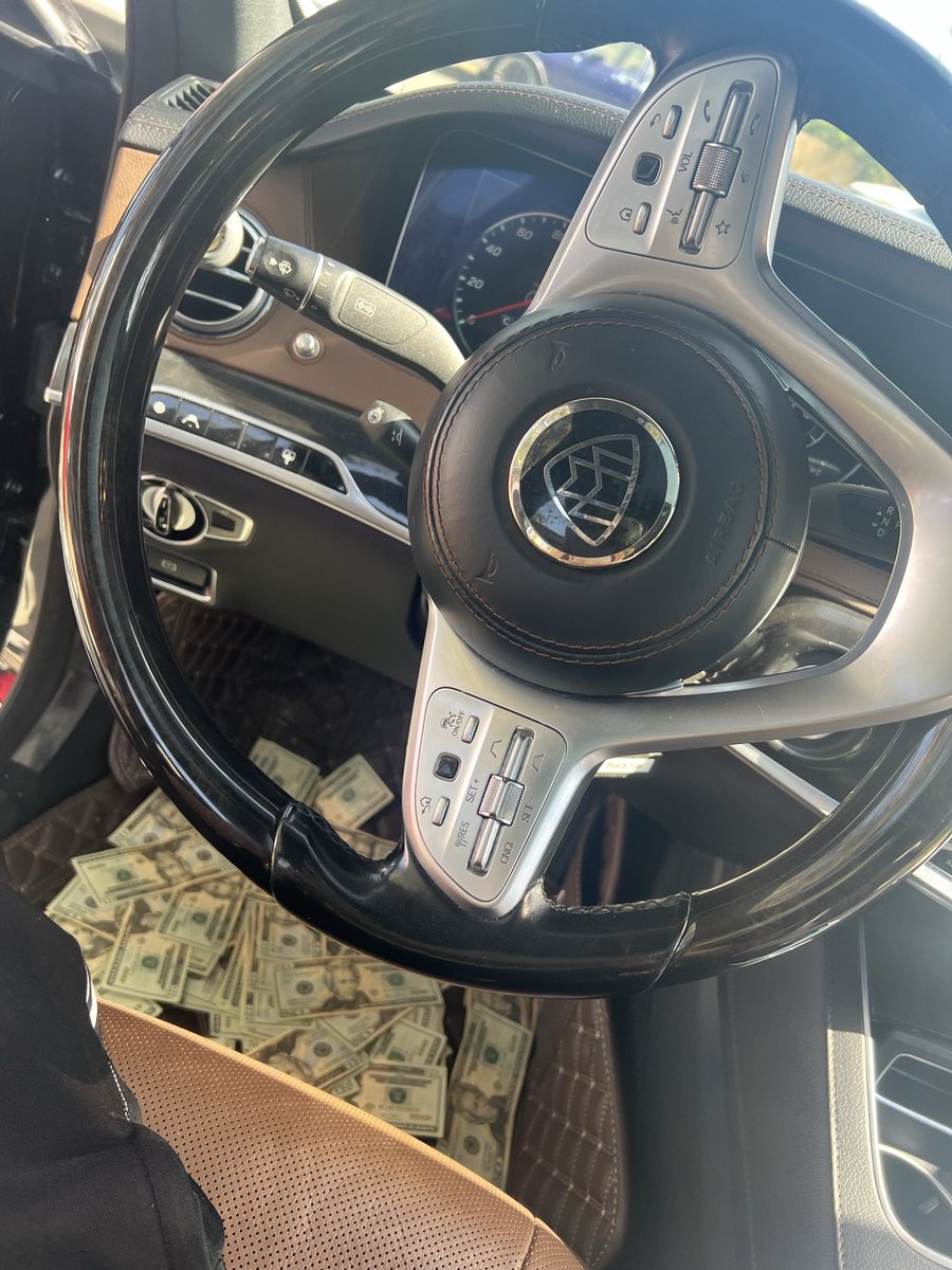 atmjohnnyy's tweet photo. no bap money be my only type of mood💯 https://t.co/esK20HLZoh