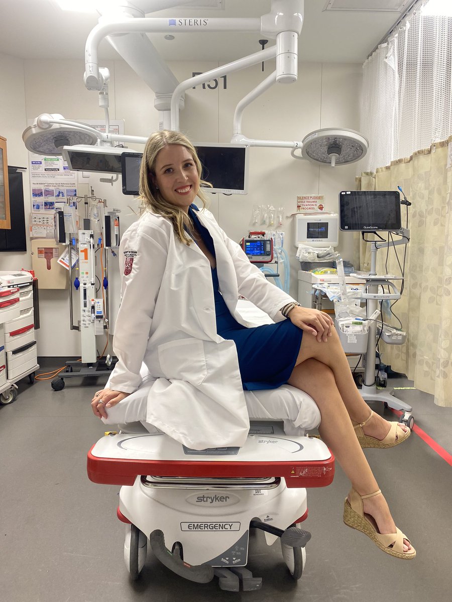 SarahFollman's tweet photo. I cannot believe graduation is already here - it is surreal! I grateful to have trained at @UChicagoEM, and I am going to genuinely miss everyone. 🩷💕 
We did it! 🎉🎉🎉 https://t.co/OJ9fSHjfQR