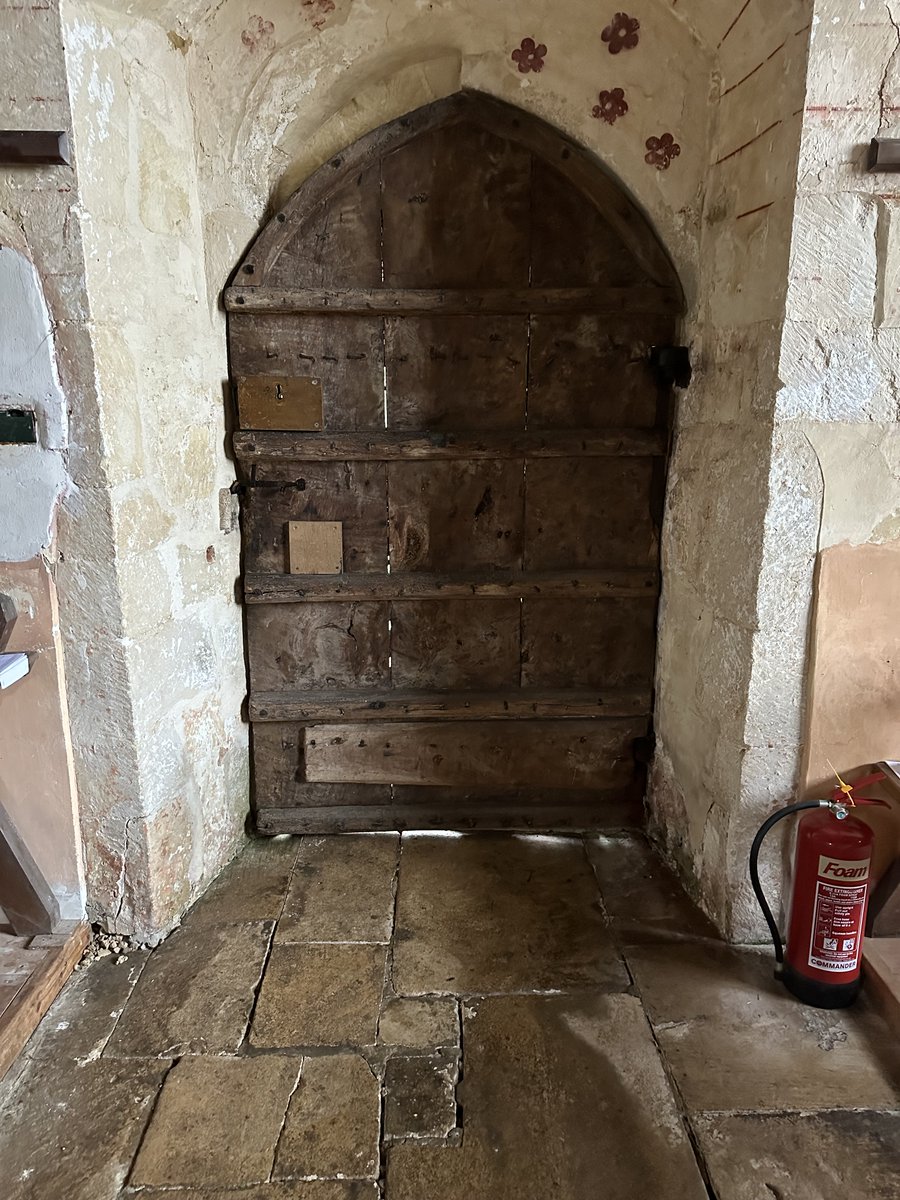 Portaspeciosa's tweet photo. #AddorableThursday from Ampney St Mary, Glos. The inside of the door and the ironwork from the the front. For reasons beyond my ken I don't seem to have taken a photo of the whole door from the outside. https://t.co/2kAkG4Q1xX
