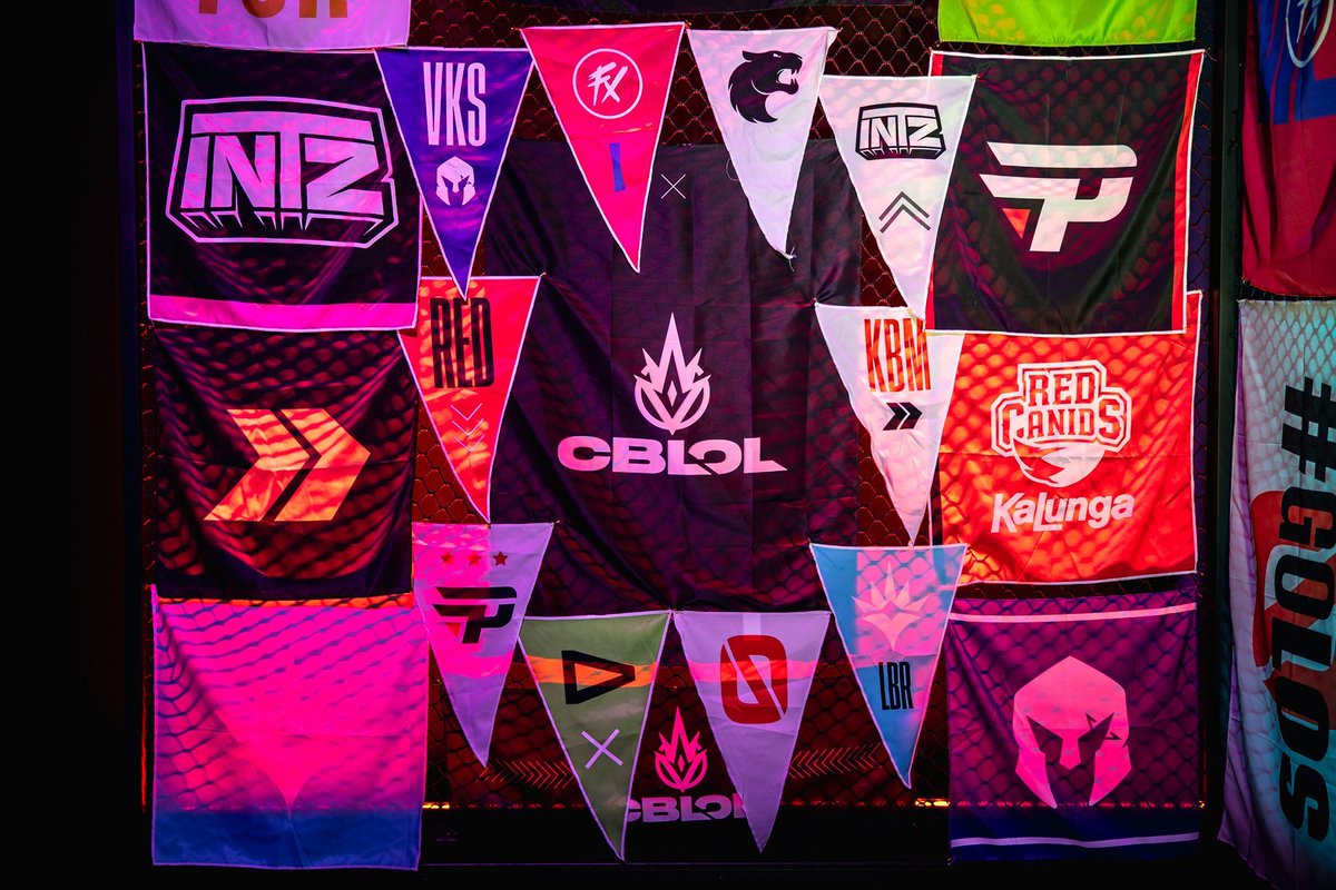 nobertofelip's tweet image. Semana CBLOL #2

Mais uma semana de CBLOL e as surpresas... não parecem tão surpresa agora. Os líderes se mantem e duas equipes ainda continuam sem vencer no CBLOL! Vamos relembrar a semana?  🔽🔽🔽

#cblol #cblol2024 @cblol #intz #gointz @INTZ