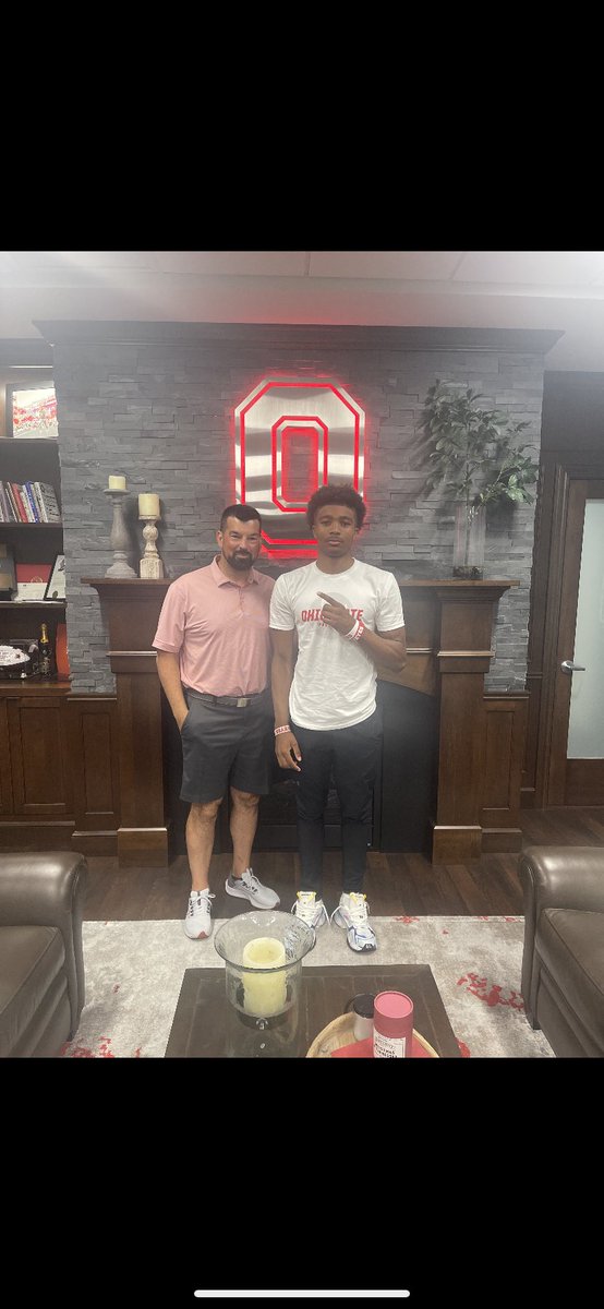 4 ⭐️Messiah (M2) Hampton (@messiah_o8) on Twitter photo #AGTG After a great camp and conversation with <a href="/brianhartline/">Brian Hartline</a> & <a href="/ryandaytime/">Ryan Day</a> I am blessed to recieve an ⭕️ffer from THE ⭕️hio State University !!!!! #GoBuckeyes ⚪️🔴🌰🌰 <a href="/CTC4CHANGE/">ChangingTheCommunity</a> <a href="/RoeFootball_/">Roe Football</a> <a href="/GregCTC585/">Greg Hopkins</a> <a href="/BruceJ_55/">Coach Bruce J</a> #AGTG After a great camp and conversation with <a href="/brianhartline/">Brian Hartline</a> & <a href="/ryandaytime/">Ryan Day</a> I am blessed to recieve an ⭕️ffer from THE ⭕️hio State University !!!!! #GoBuckeyes ⚪️🔴🌰🌰 <a href="/CTC4CHANGE/">ChangingTheCommunity</a> <a href="/RoeFootball_/">Roe Football</a> <a href="/GregCTC585/">Greg Hopkins</a> <a href="/BruceJ_55/">Coach Bruce J</a>