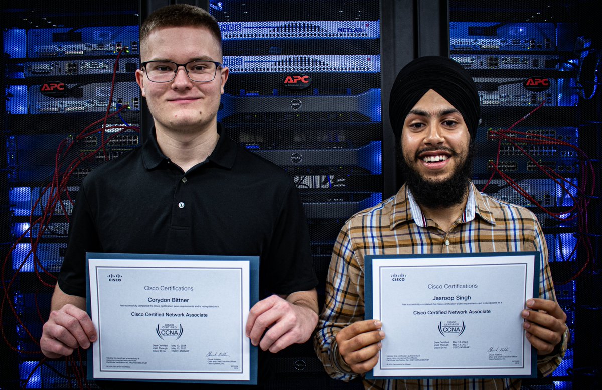 Sisler Cyber Academy tweet media