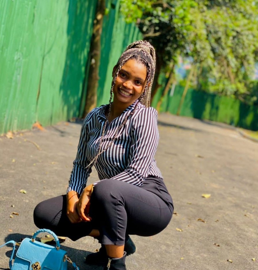 Keep smiling nomatter the situation😌