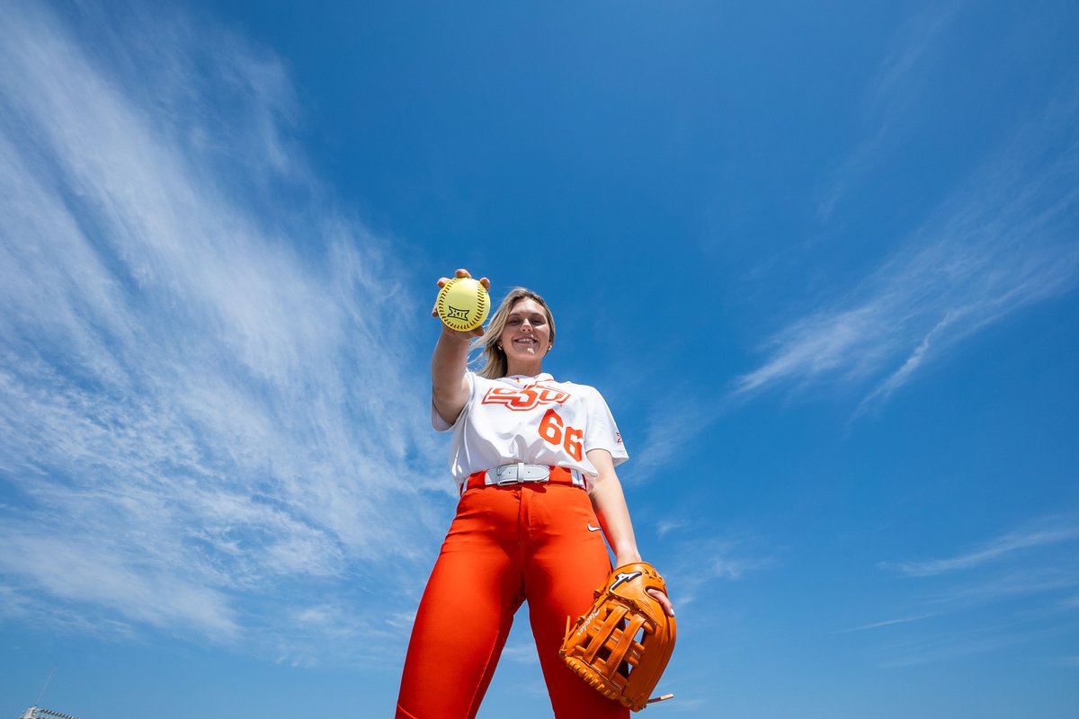 She was the top softball player in the transfer portal, but now, she's an #OKState Cowgirl. The story of how <a href="/rubymeylan/">Ruby Meylan</a> joined <a href="/cowgirlsb/">OSU Cowgirl Softball</a>.

FYI: this was sent directly to my subscribers. Join my Substack and you'll get it, too: jennicarlson.substack.com

jennicarlson.substack.com/p/why-ruby-mey…