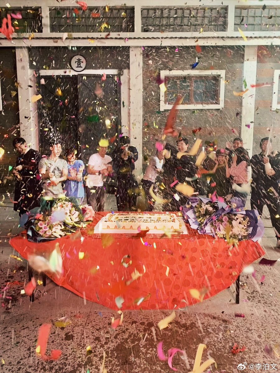 DailyLibowen's tweet photo. The #TheLastCook officially ended yesterday. Li Bowen wrote in his weibo:
"Even a glimmer of light has to be done for a moment. Qin Fang, see you later"
#LiBowen #李泊文 https://t.co/N5byCn2dUk