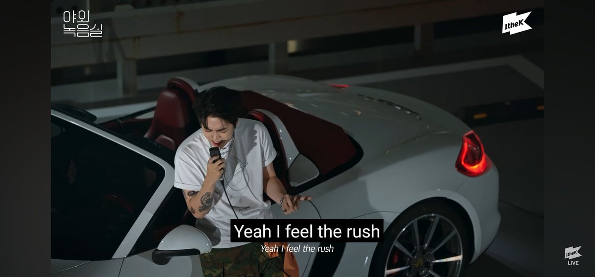 hlubkhj's tweet photo. @1theK Feeling the "RUSH" through these lyrics! So happy for this comeback ❤️❤️❤️
@_jnkmsc_ @mauvecompany
#야외녹음실_JUNNY https://t.co/FrwV489H4H