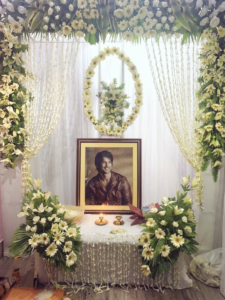 ABHAYY • इंसाफ होगा (@teamssrwarriors) on Twitter photo June 14th Changed My Life
14th June Is A Black Day For Me
Sushant Singh Rajput was murdered
4Years Of Injustice To Sushant Singh Rajput
I Want #justiceforSushantSinghRajput
<a href="/CBIHeadquarters/">Central Bureau of Investigation (India)</a> Reveal The Truth June 14th Changed My Life
14th June Is A Black Day For Me
Sushant Singh Rajput was murdered
4Years Of Injustice To Sushant Singh Rajput
I Want #justiceforSushantSinghRajput
<a href="/CBIHeadquarters/">Central Bureau of Investigation (India)</a> Reveal The Truth