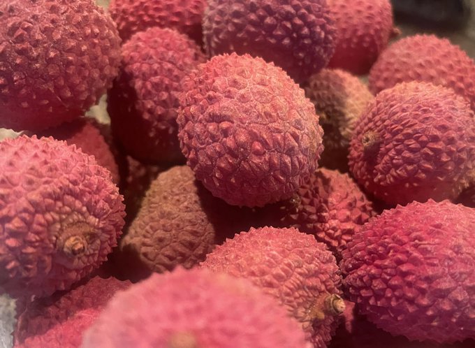I fell in love with Lychee years ago ❤️  Have you ever tried this fruit? https://t.co/LXYvCLlAmm
