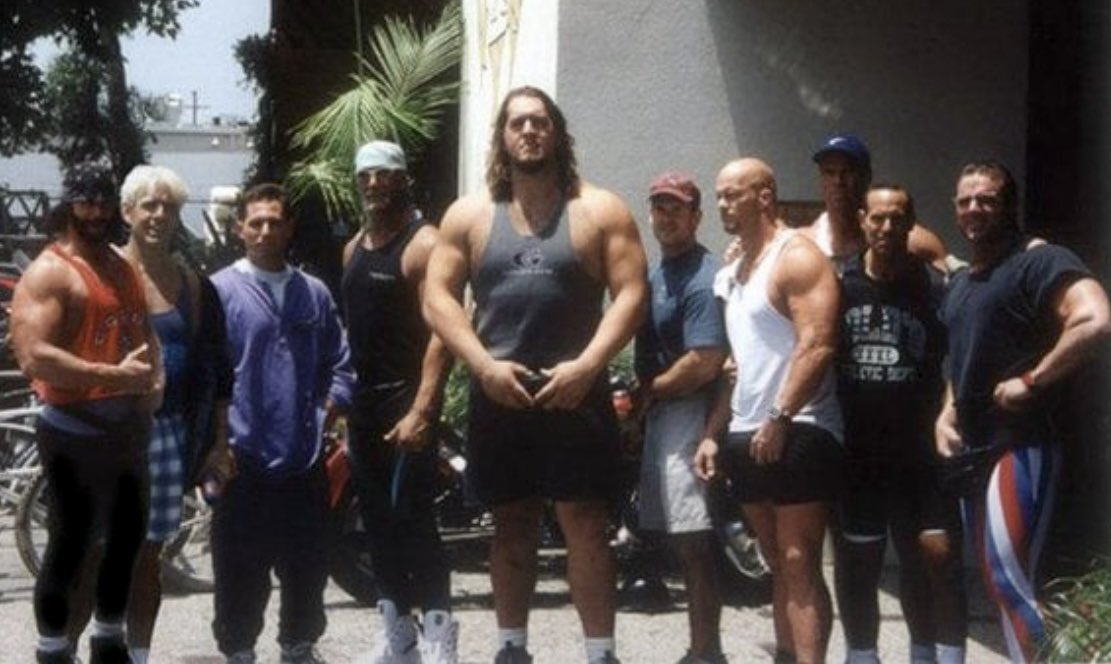 gymfailnation's tweet photo. One of the greatest gym photos ever taken 💪 https://t.co/BLPvOk0z7R