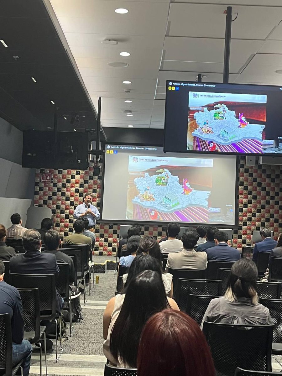 DesEconomicoOax's tweet photo. Formamos parte del proyecto PUERT@ JAPAN que tiene como objetivo el fomentar las economías locales y estimular la cooperación para el fortalecimiento de los ecosistemas de startups. https://t.co/dZVrm6eWjE